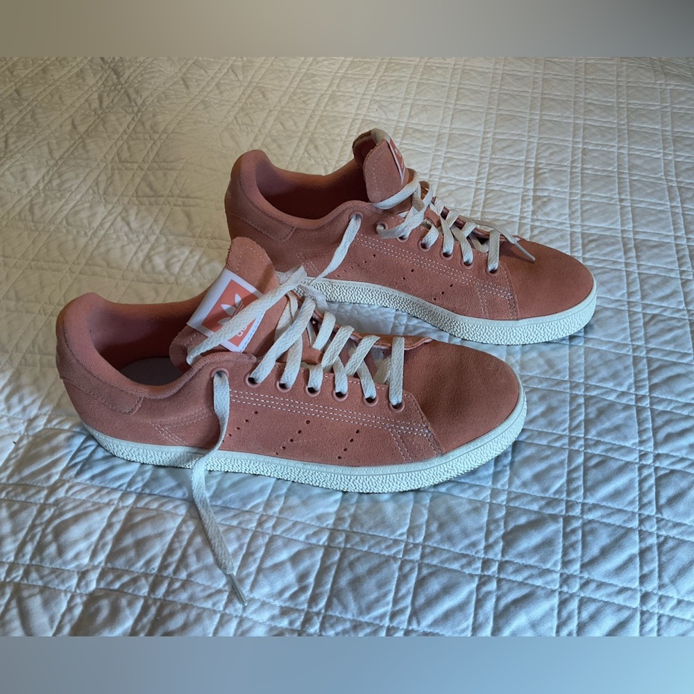 adidas women’s shoes size 10.